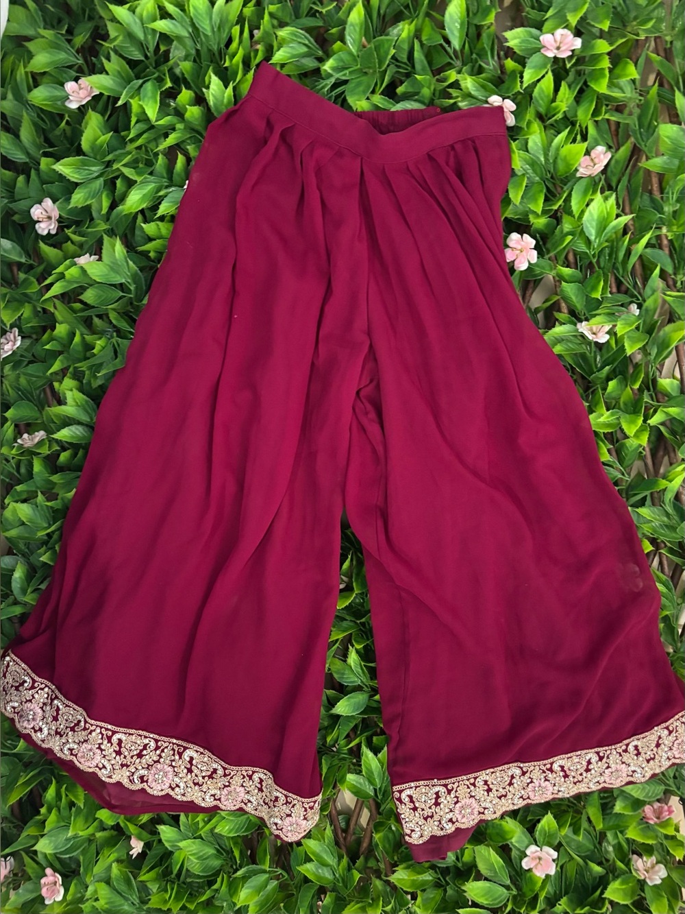 Women's Wide-Leg Embroidered Hem Pants - Wine color size 28